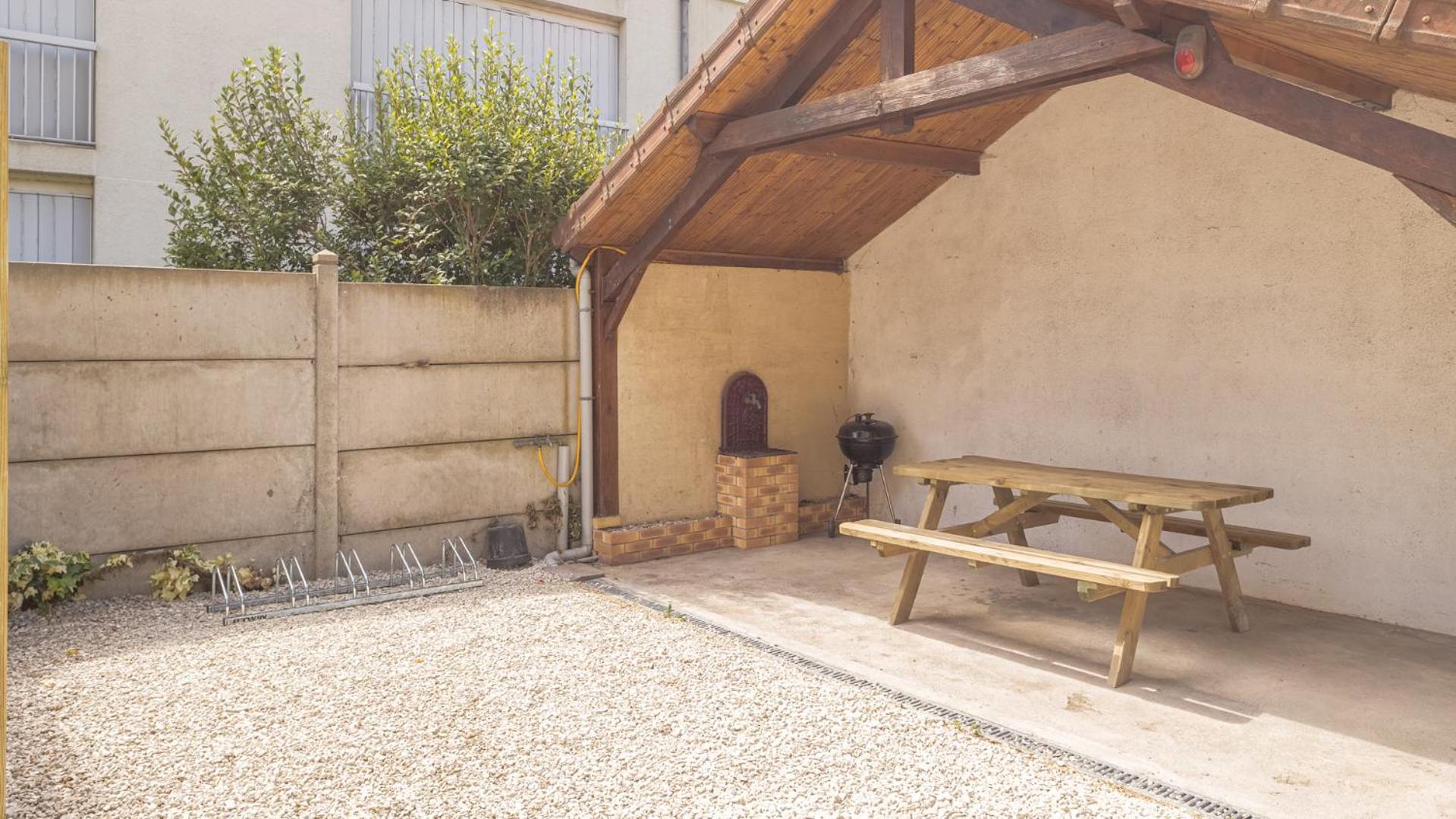 Bonappart 4 - Charme Napoleonien & Confort Troyes Exterior foto
